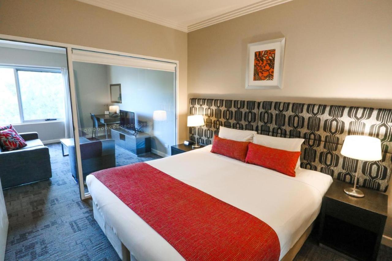 Quest Campbelltown Aparthotel Buitenkant foto